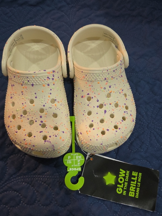 CROCS Other - CROCS Toddler size 7 - Cream Glow in the Dark Clogs